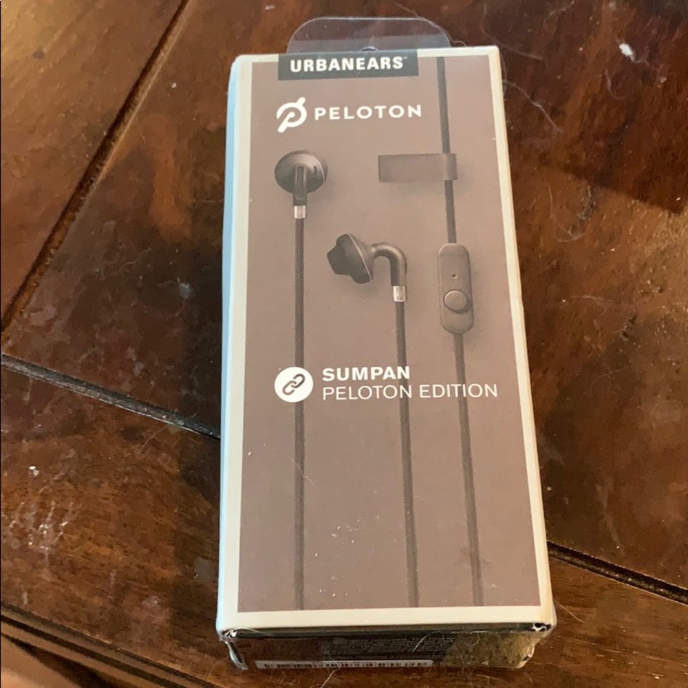 Peloton Earbuds